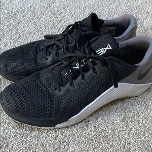 COPY - Nike air metcon black white grey 15